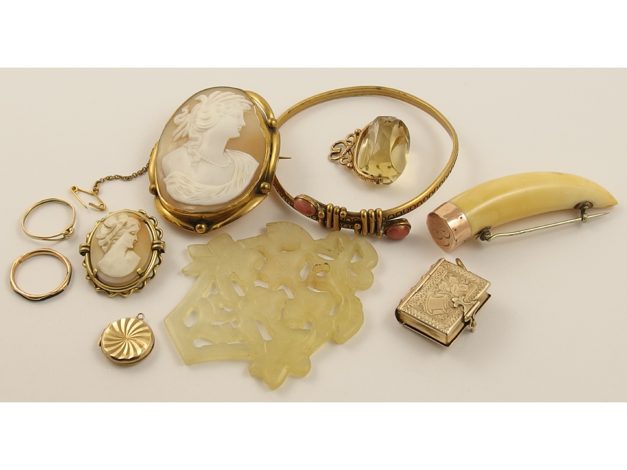 Appraisal: A ct citrine swivel fob and a collection of other