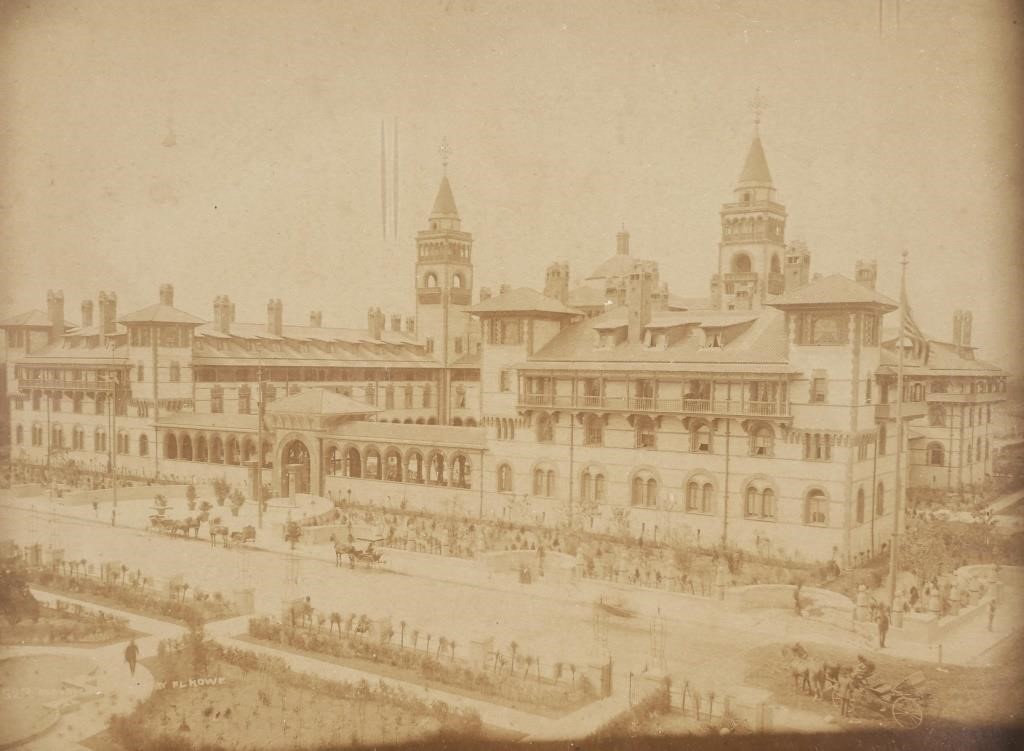 Appraisal: This albumen photograph print of the Hotel Ponce de Leon