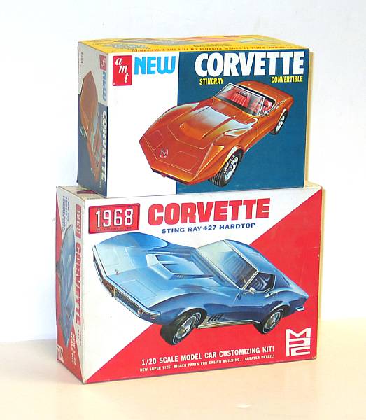 Appraisal: Plastic model Corvette autos Lot of boxed plastic th scale