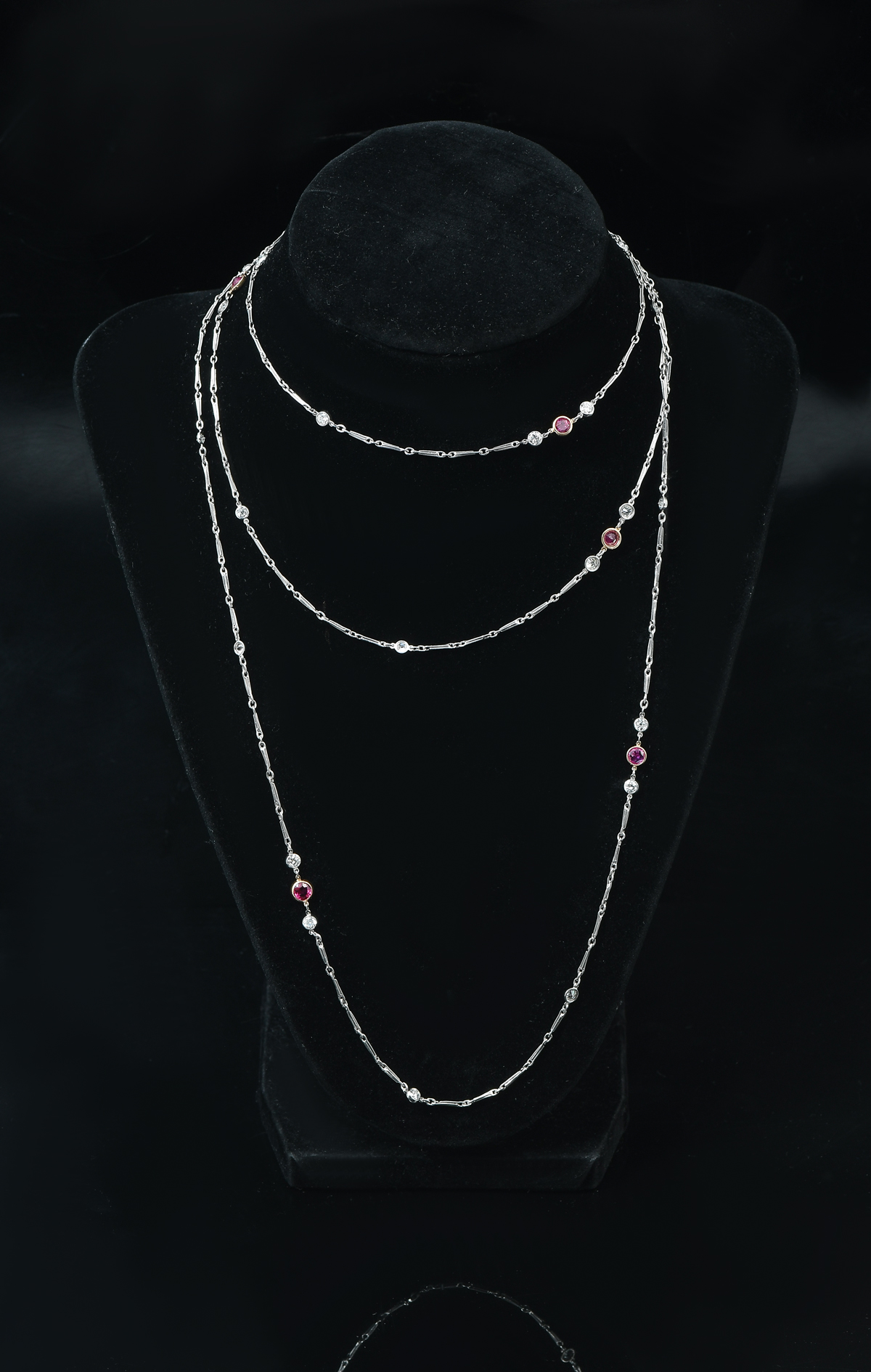 Appraisal: PLATINUM K PINK SAPPHIRE CTW DIAMOND NECKLACE Stunning '' platinum