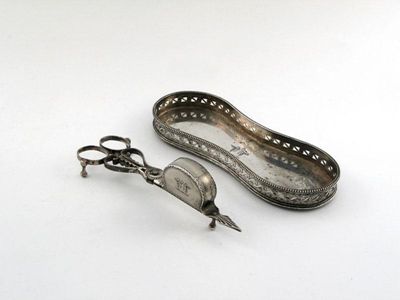 Appraisal: A George III silver snuffer's tray of shaped oval form