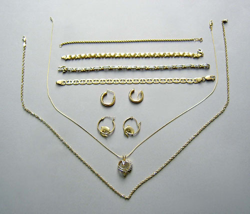 Appraisal: Ten pcs of K gold jewelry to include a necklace