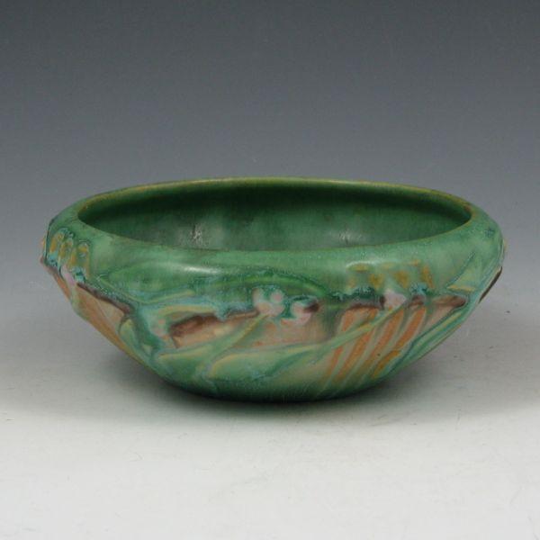 Appraisal: Roseville Laurel - low bowl in green Unmarked Mint wide