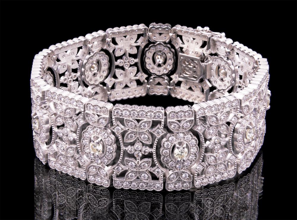 Appraisal: kt White Gold and Diamond Bracelet approx round brilliant cut