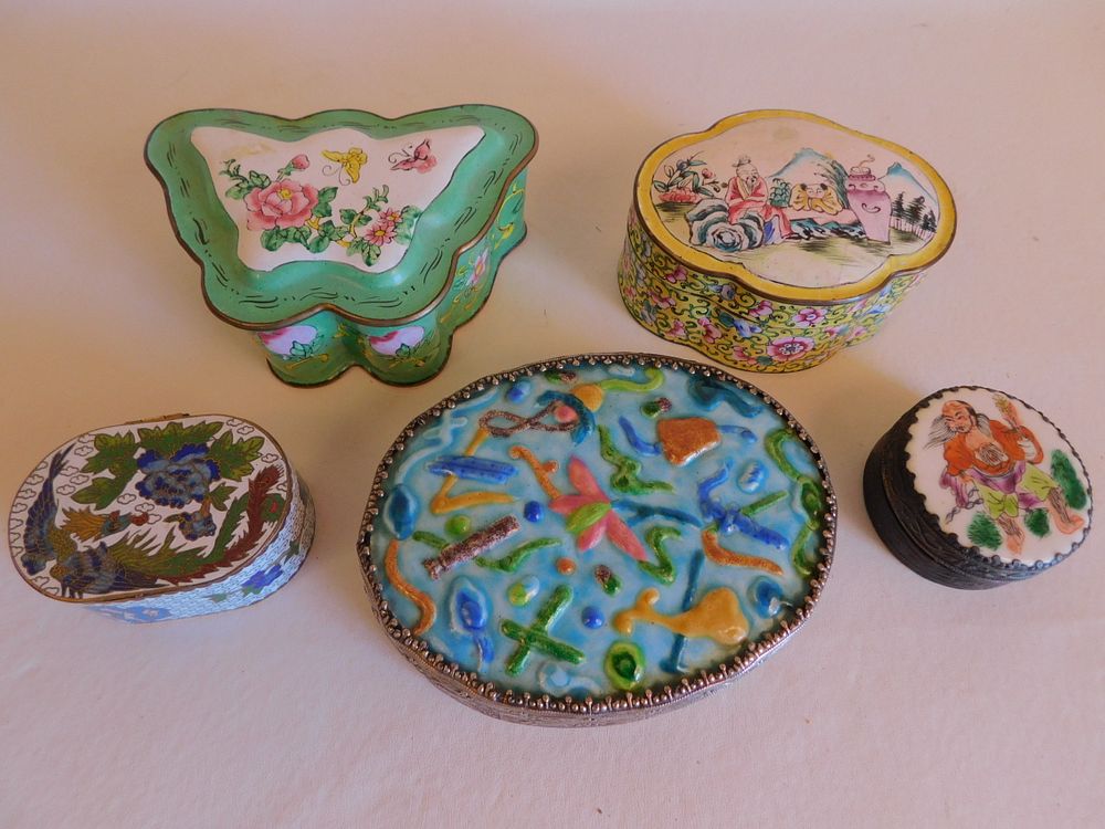 Appraisal: CHINESE ENAMEL CLOISSONE BOXES old Chinese enameled and cloisonne boxes