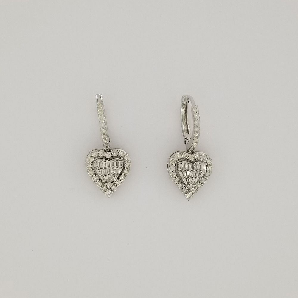 Appraisal: K White Gold Diamond Heart Earrings K White Gold Diamond