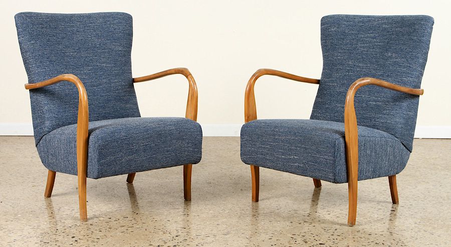 Appraisal: PAIR OF ITALIAN OPEN ARM CHAIRS CIRCA A pair of