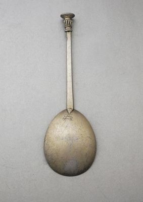 Appraisal: A James I silvergilt spoon with a small ribbed seal