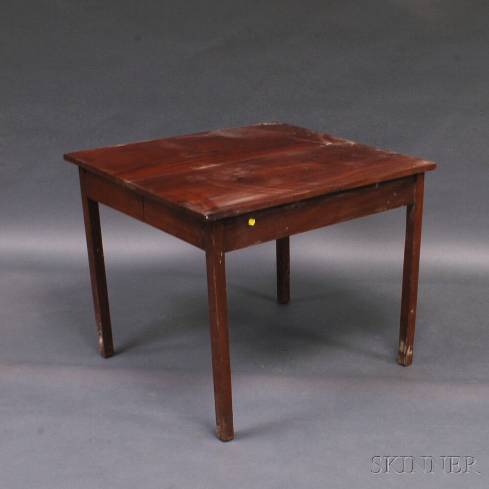 Appraisal: Chippendale Mahogany Gate-leg Table late th century with square top