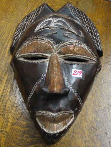 Appraisal: AN AFRICAN HAND CARVED WOODEN MASK from the Tikar people