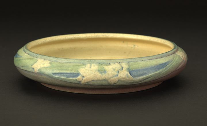 Appraisal: Newcomb College Pottery Vellum-Glazed Bulb Bowl of shallow circular form