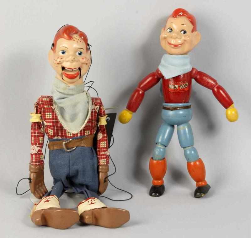 Appraisal: Lot of Vintage Howdy Doody Doll Items Description Includes one