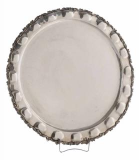 Appraisal: Round Mexican Sterling Tray th century lobed rim with scroll