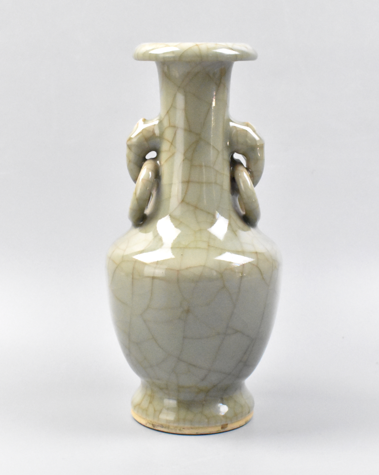 Appraisal: A Chinese ge glazed vase th C A flared foot