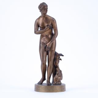 Appraisal: th Century Venus de Medici Bronze Sculpture Unsigned Rubbing to