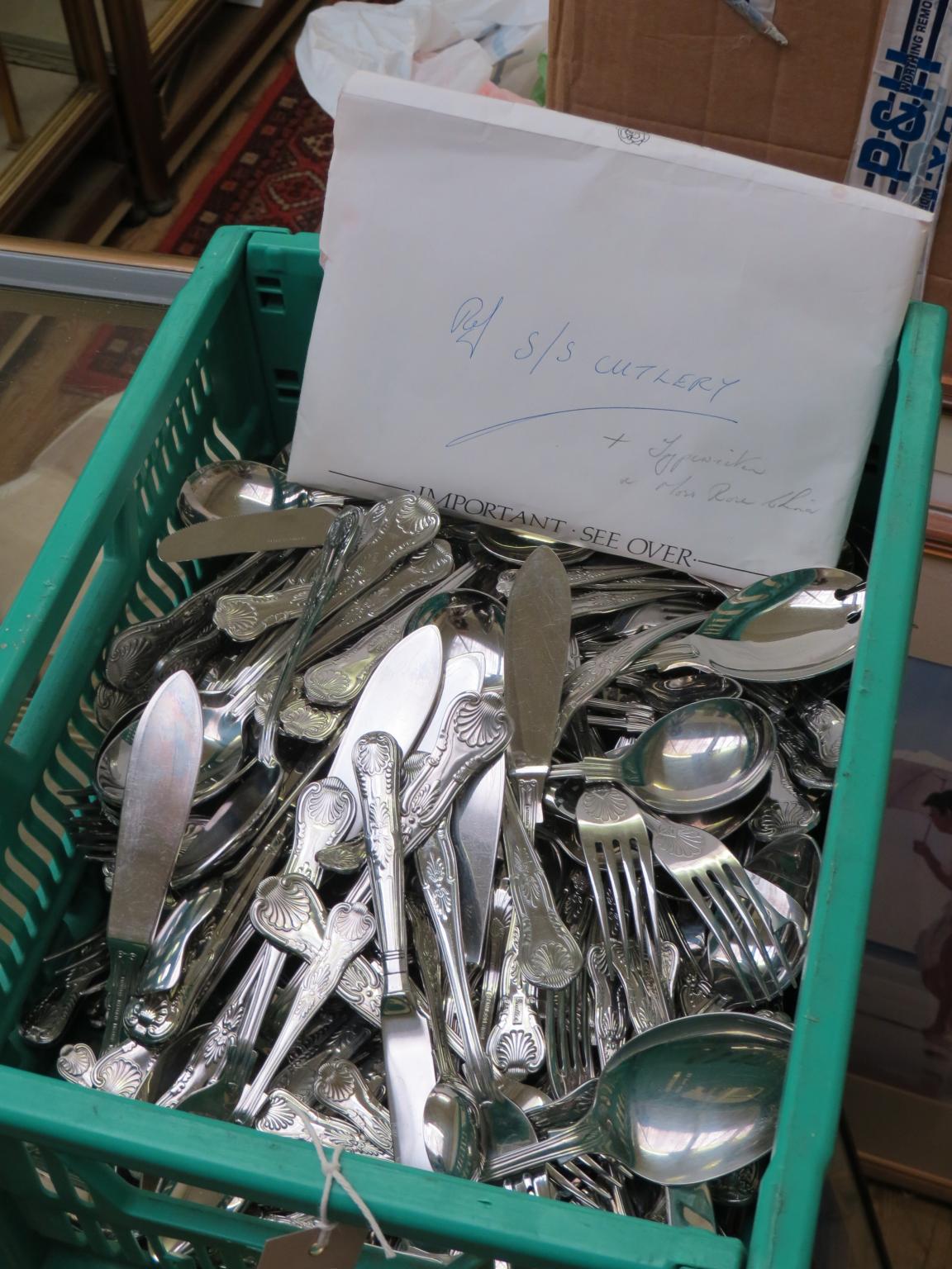 Appraisal: A large set of Kings pattern cutlery