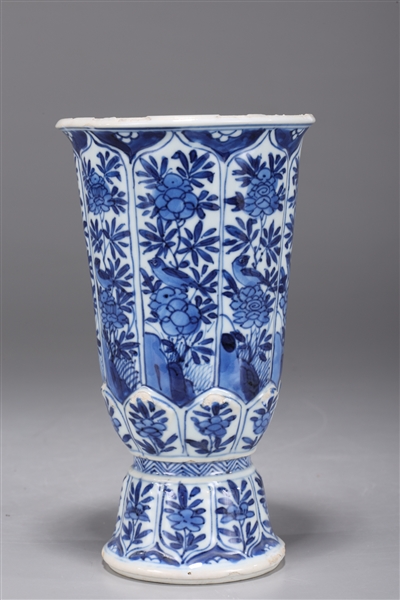 Appraisal: Chinese th century Kangxi period blue and white porcelain vase