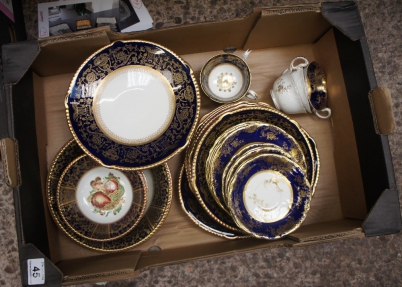 Appraisal: A collection of pottery to include blue and gilt part