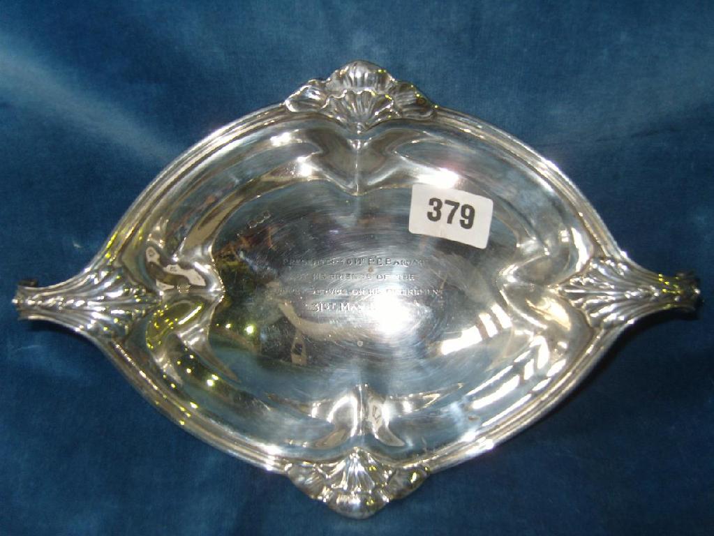 Appraisal: A good quality open silver bowl of stylised form on