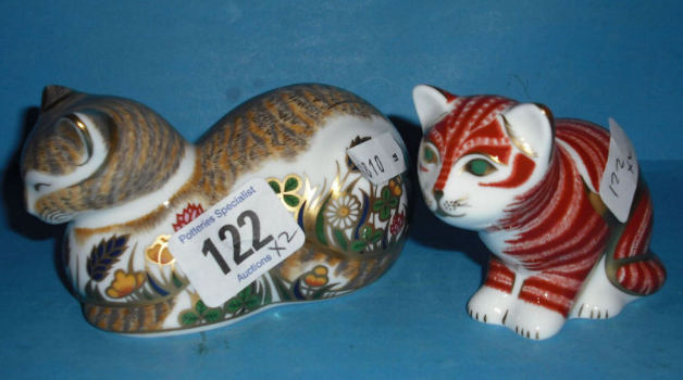 Appraisal: Royal Crown Derby Paperweights Clover Cat and Sitting Ginger Kitten