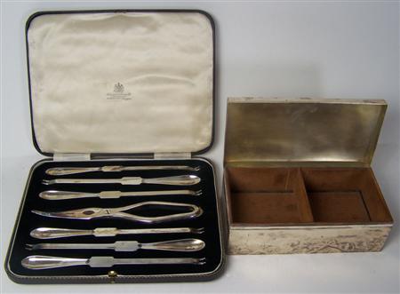 Appraisal: A cased set of lobster forks scissors Sheffield of plain