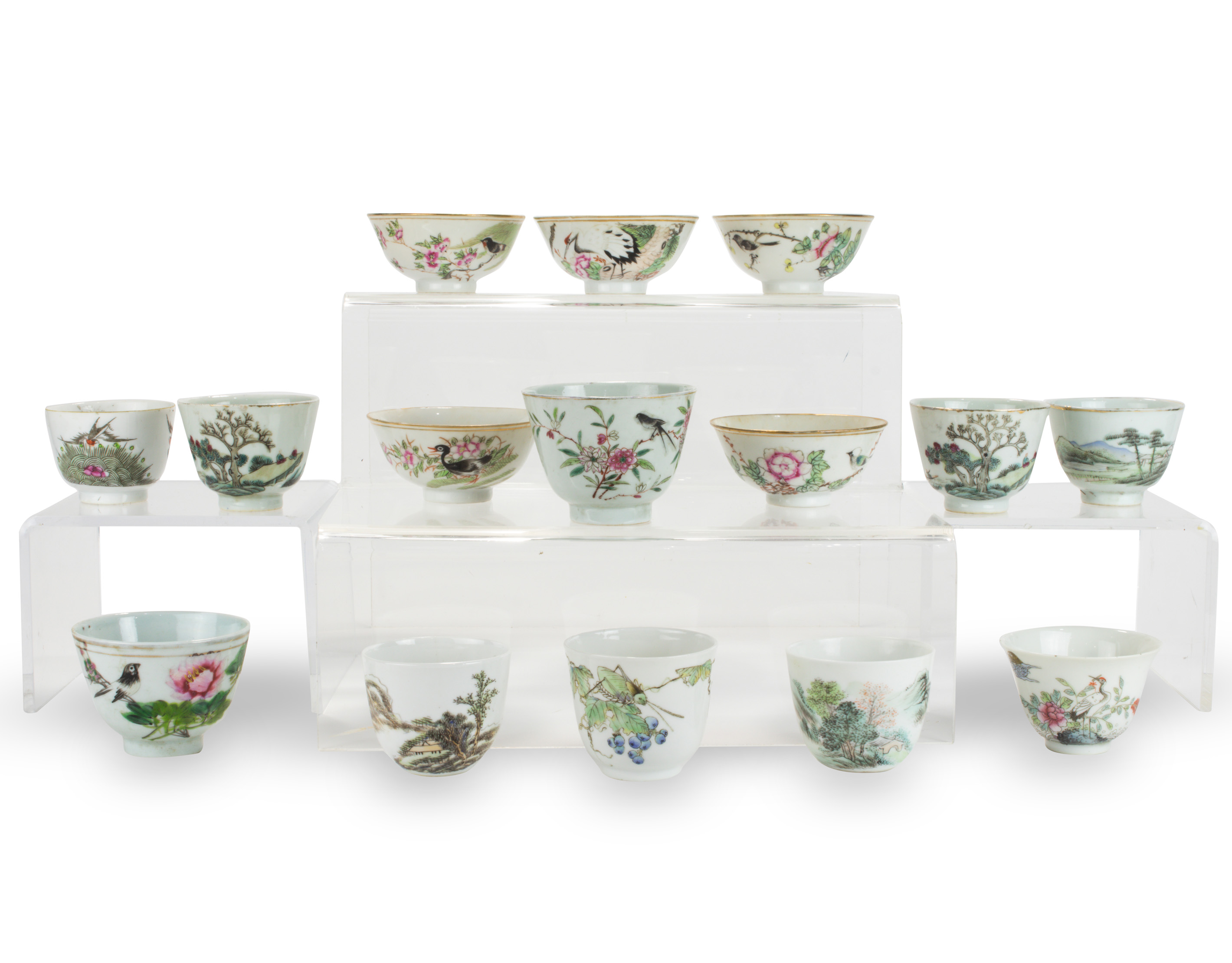 Appraisal: LOT OF CHINESE FAMILLE ROSE CUPS AND BOWLS lot of