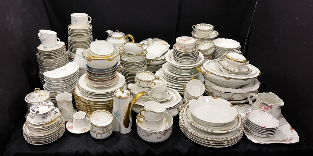 Appraisal: COLLECTION OF FRENCH HAVILAND CHINA Ca Various serving pieces and