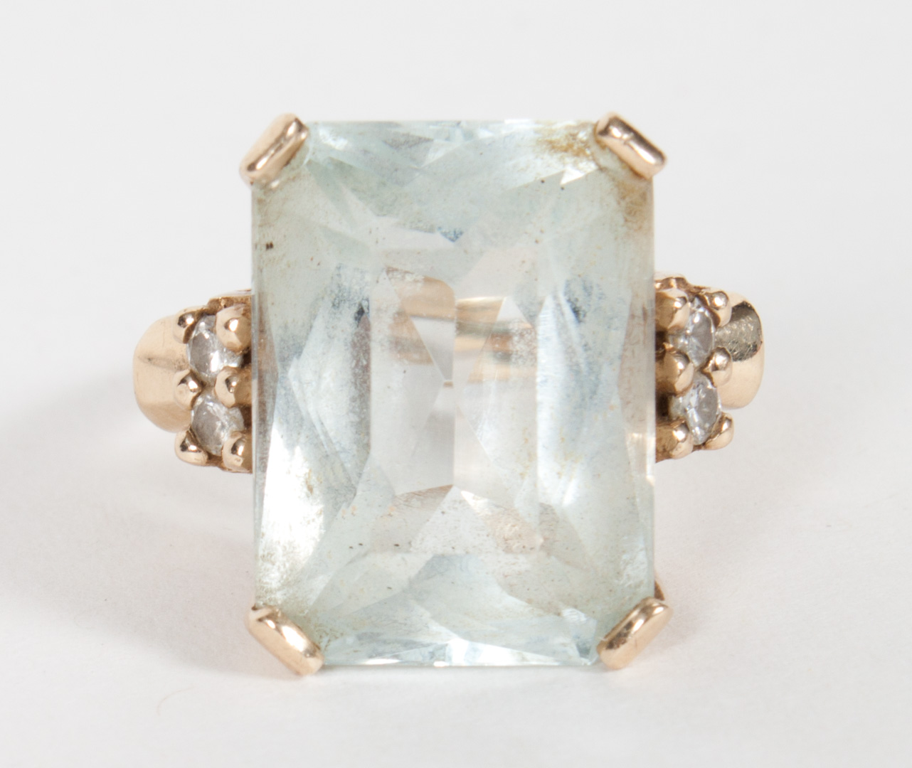 Appraisal: Lady's K gold and aquamarine ring with four small diamonds