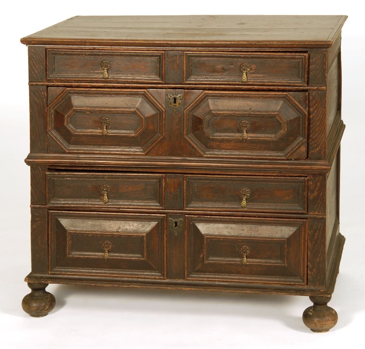 Appraisal: ANTIQUE WILLIAM MARY CHEST-OF-DRAWERS Circa In oak with pine subwood