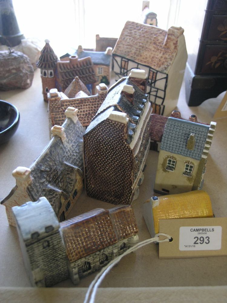 Appraisal: Thirteen various ceramic and or composition cottage models including three