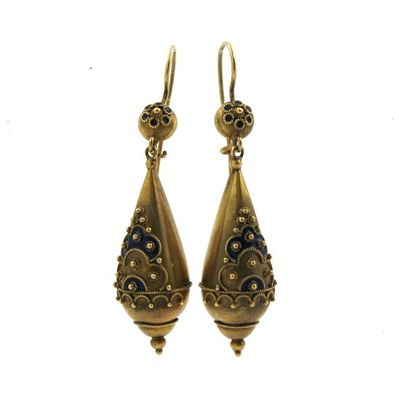 Appraisal: A pair of ct gold Etruscan revival style drop earrings