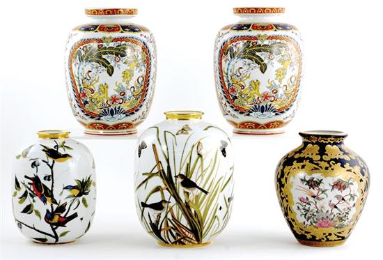 Appraisal: Collection of porcelain vases two Audubon Birds of America vases