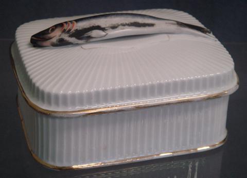 Appraisal: Carlsbad Austria porcelain covered sardine jar w Estimate -