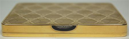 Appraisal: A French gold cigarette case of rounded rectangular design with