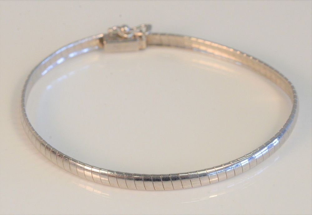 Appraisal: Karat White Gold Bracelet inches grams Karat White Gold Bracelet