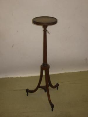 Appraisal: AN EDWARDIAN MAHOGANY TORCHERE of circular form with stringing moulded