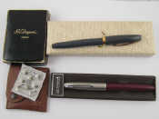 Appraisal: A Sheaffer fountain pen with gold plated mounts a Parker