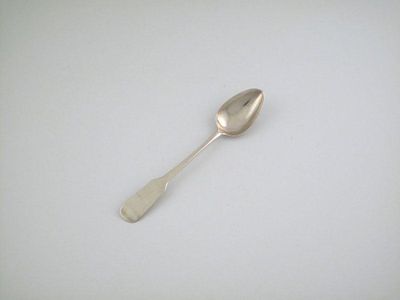 Appraisal: AR unascribed a silver Fiddle pattern teaspoon circa - length