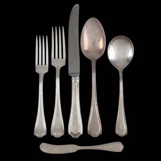 Appraisal: Reed Barton Hepplewhite Sterling Silver Flatware Service pieces service for