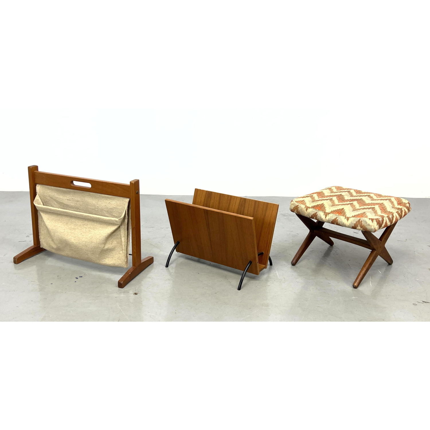 Appraisal: pcs Danish Modern Magazine racks and Stool bench with height