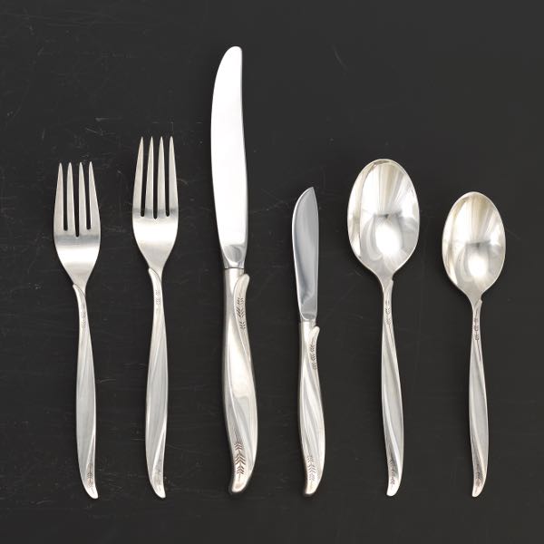 Appraisal: INTERNATIONAL STERLING FLATWARE PINE SPRAY PATTERN Totaling pieces including hollow