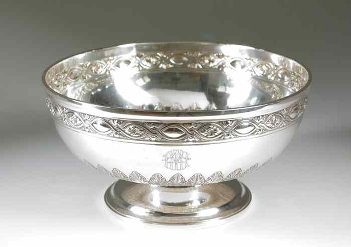 Appraisal: GRAFF WASHBOURNE DUNN STERLING SILVER BOWL A ''Reproduction Geo III