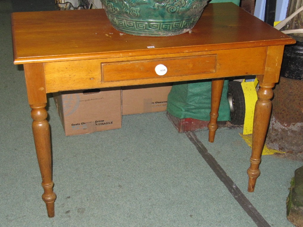 Appraisal: Victorian pine single drawer table