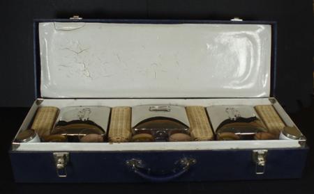 Appraisal: A th century cased picnic set the blue case with