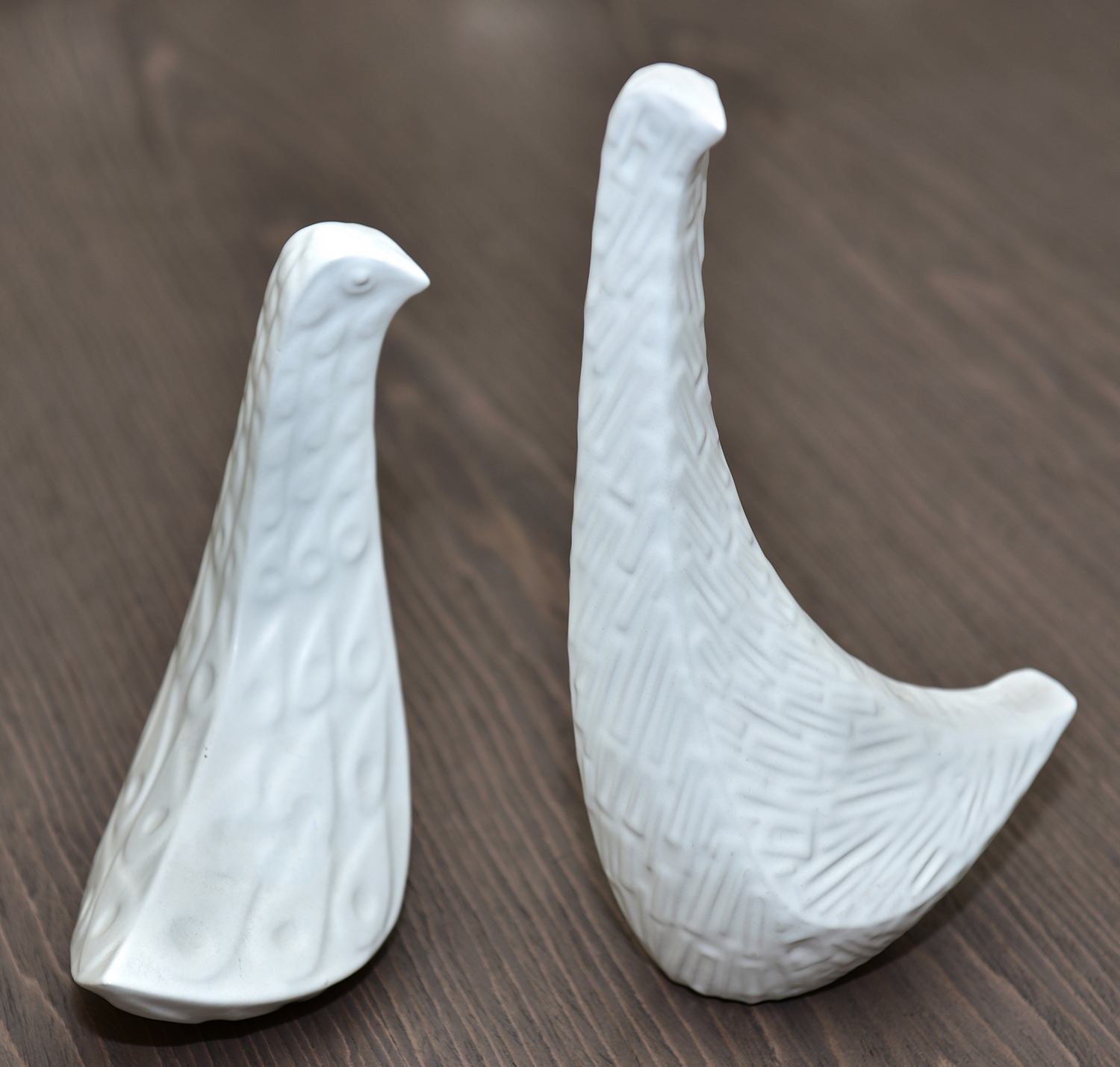 Appraisal: TWO JONATHAN ADLER CERAMIC DOVES largest measuring h x w