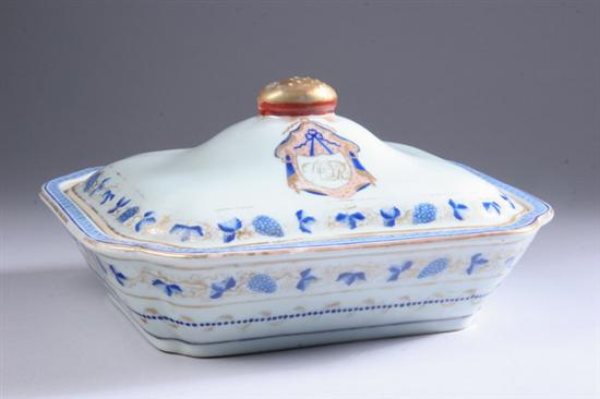 Appraisal: CHINESE BLUE AND WHITE PORCELAIN VEGETABLE DISH WITH COVER Circa