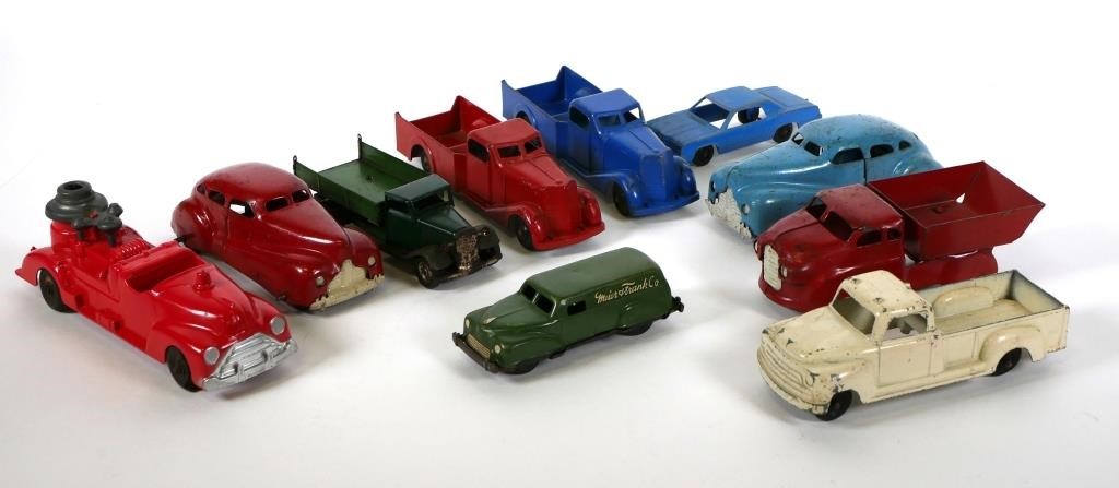 Appraisal: VINTAGE PRESSED STEEL AND DIE-CAST TOYSTen piece pressed steel and