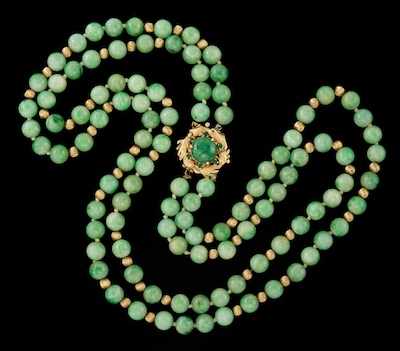 Appraisal: A Retro Jadeite and Gold Necklace k yellow gold clasp