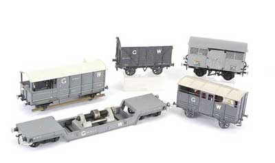 Appraisal: O Gauge Kitbuilt Finescale Goods Wagons consisting of Great Western