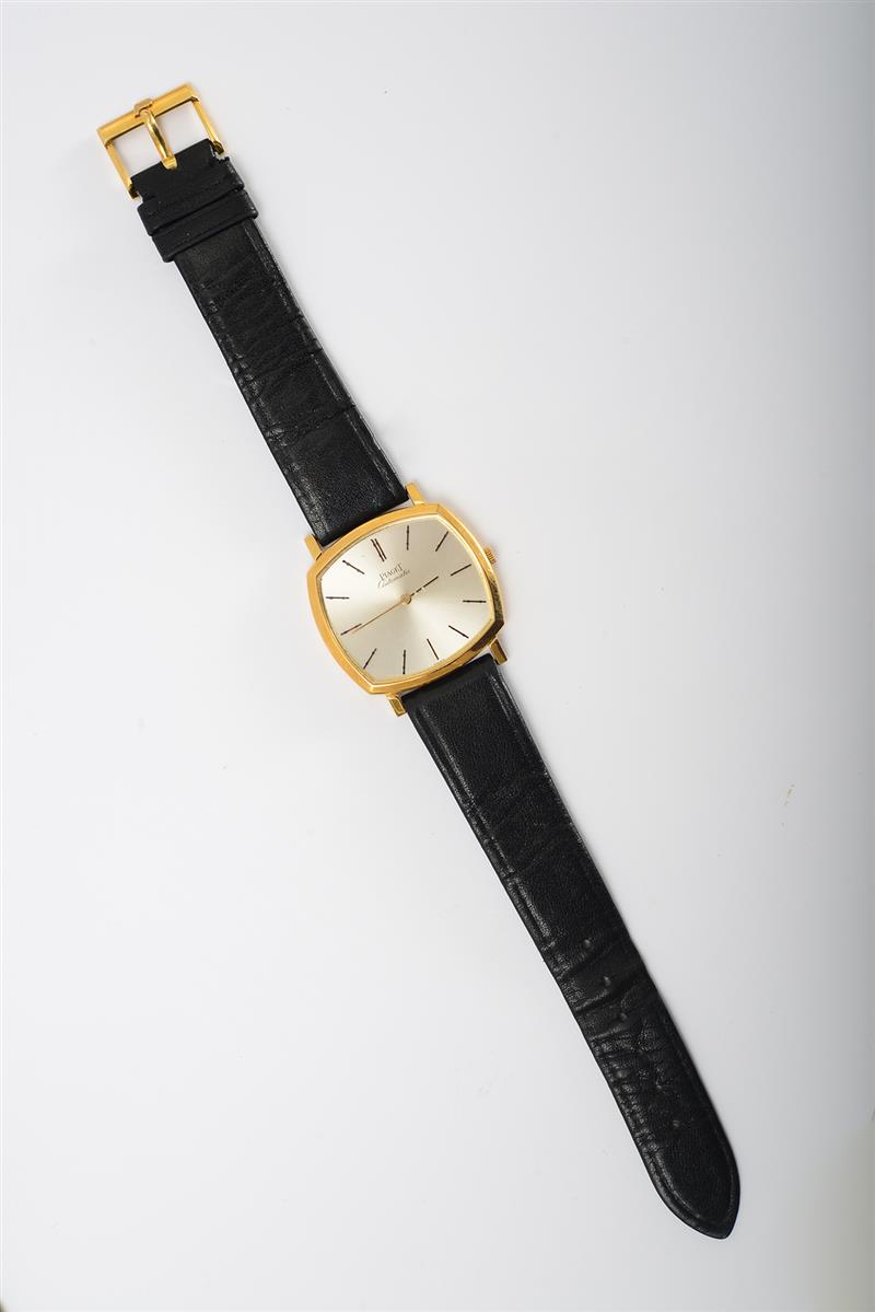 Appraisal: PIAGET K GOLD WRISTWATCH Signed 'Piaget' caseback inscribed ' -